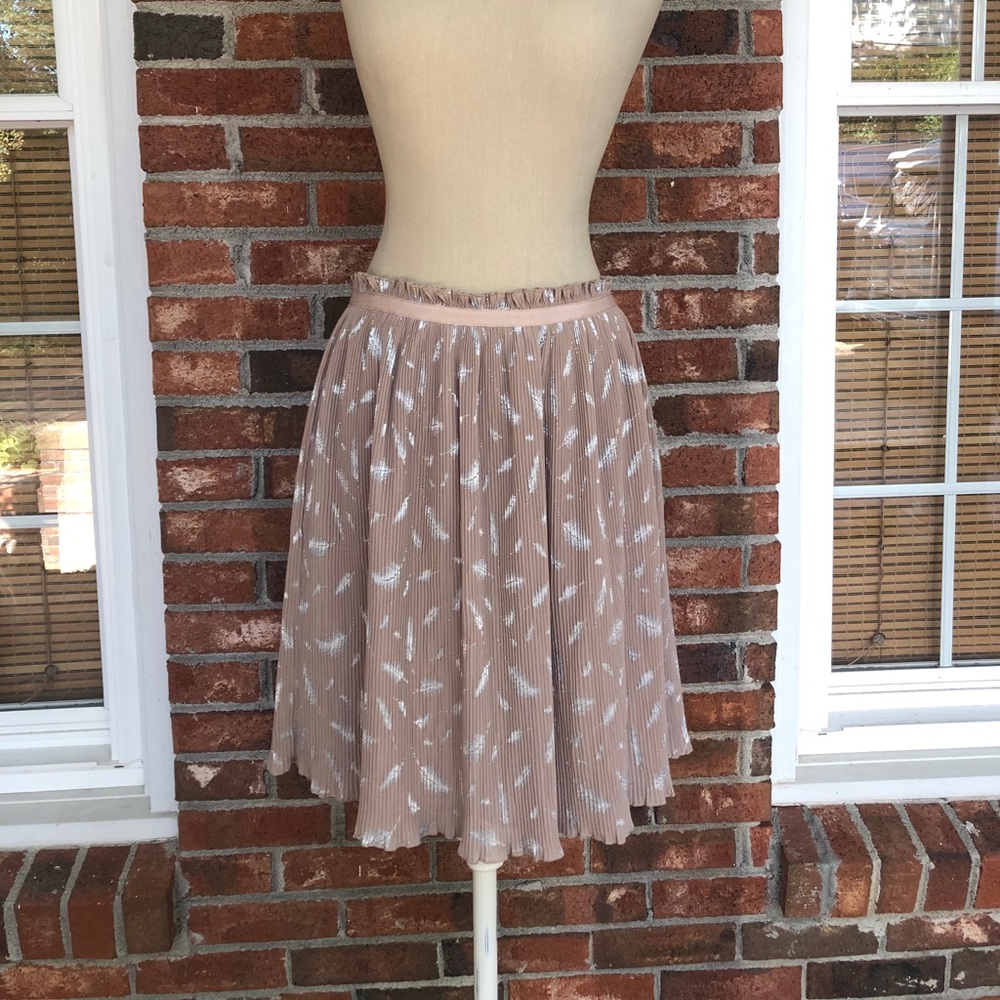 NWT Darling Esther Skirt, Size Large